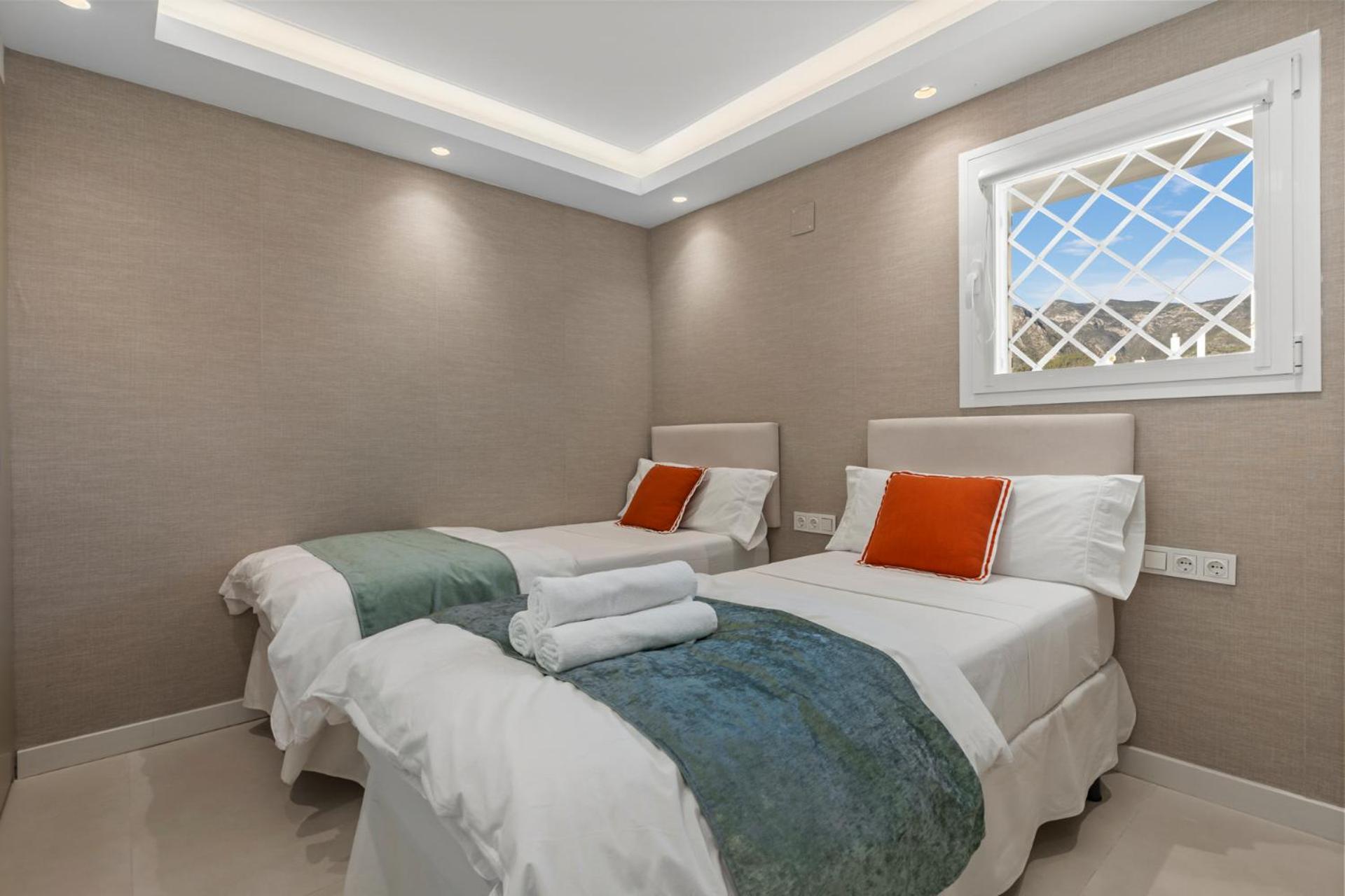Beach Front Apartment With Pool Marbella Eksteriør billede